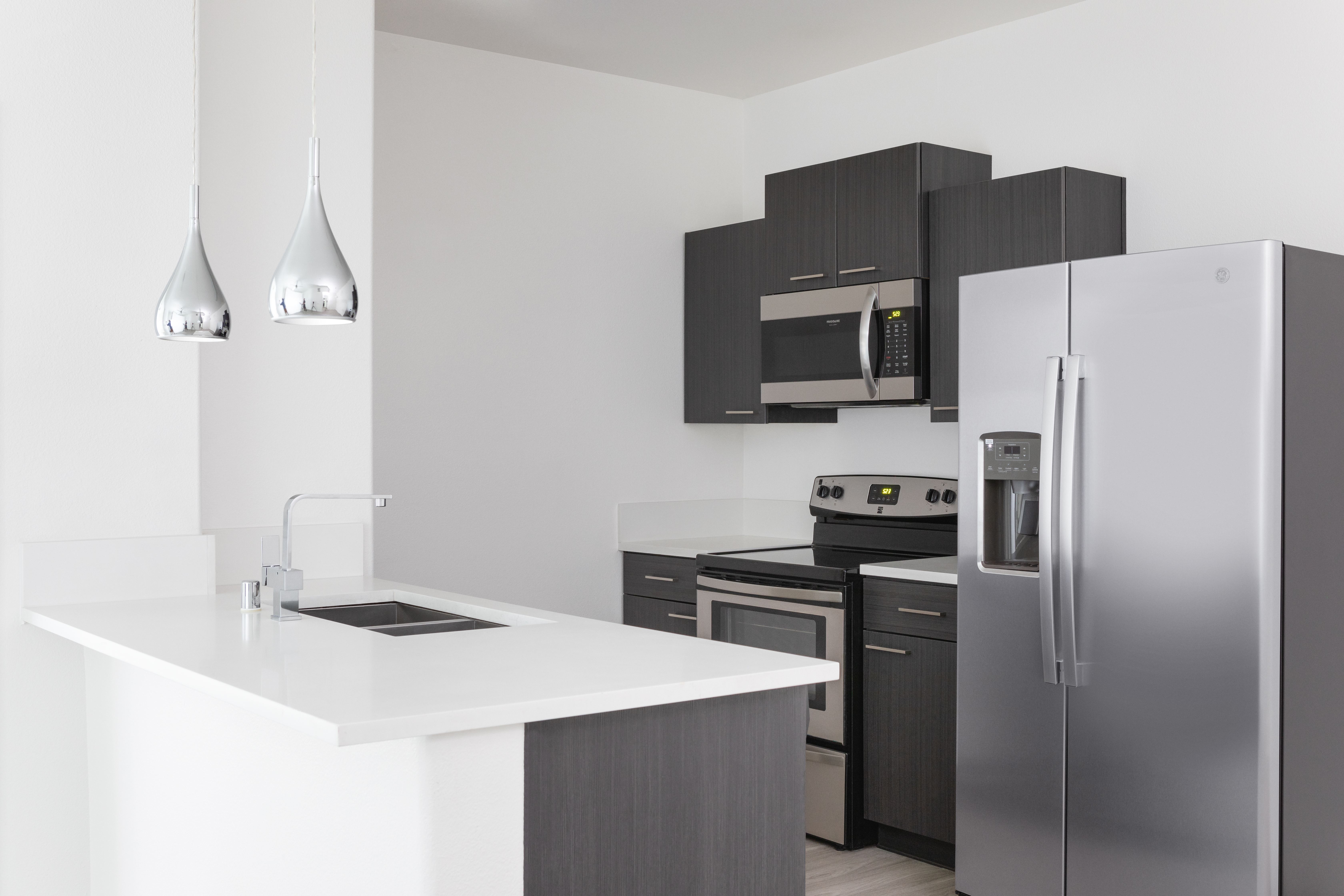 Sw Apartments is a similar property to Woodcreek Apartments located in Las Vegas